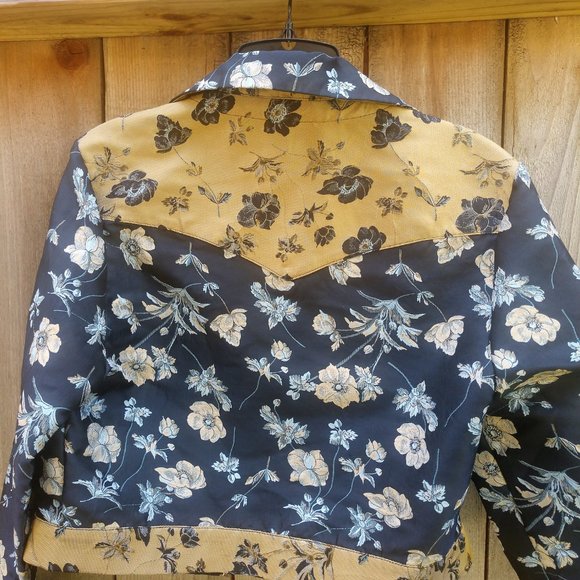 Urban Outfitters Floral Zip Crop top Jacket | L-6 - Picture 6 of 12